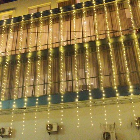 Hotel Poseidon Inn Lucknow Buitenkant foto