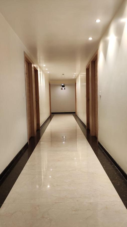 Hotel Poseidon Inn Lucknow Buitenkant foto